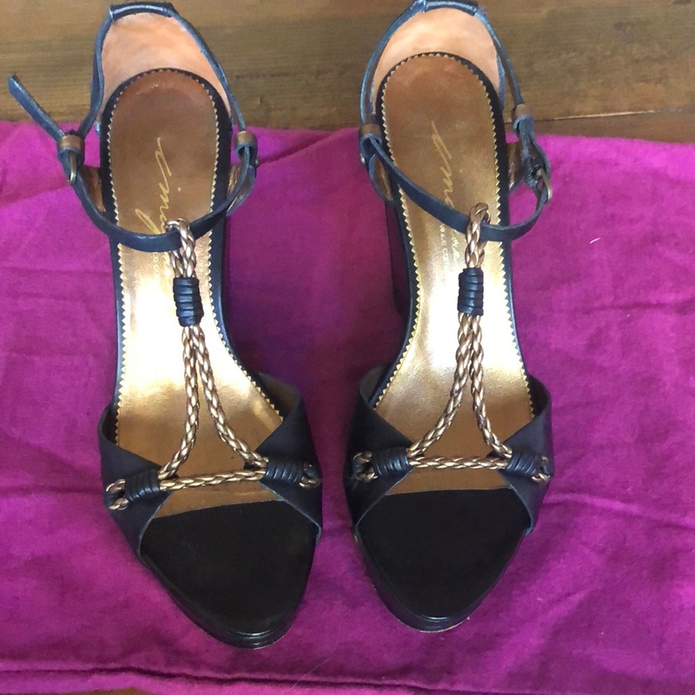 Vintage Imagine by Vince Camuto Platform Sandals